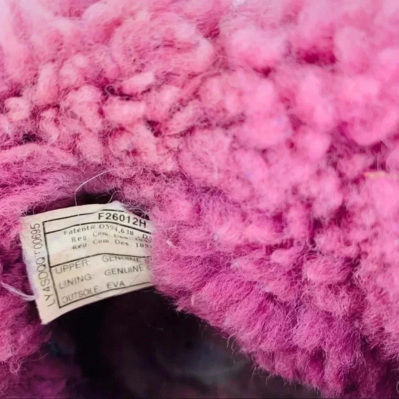 UGG well loved purple mini Bailey boots - Picture 8 of 8